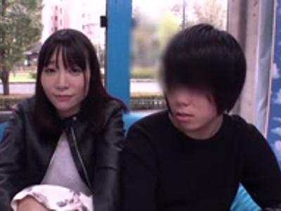 (外見える!?+寝取り)若者カップルが彼氏のチンポ当てに挑戦した結果…罰ゲームで寝取られ！女性が見てもいいエロ映像
