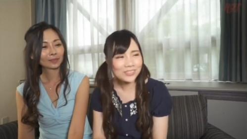 美人親子を同時にナンパ！母が娘に男に抱かれる手本を見せちゃう麗しき親子愛！女はこうやっておちんぽ様にご奉仕するのよ！！