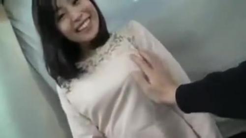 【人妻ナンパ】清楚清廉な美人妻がナンパチンポを咥える瞬間の堕ちたなって感じがめちゃ抜けるよね