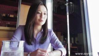 妖艶な色気漂う美人妻としっぽり不倫エッチ
