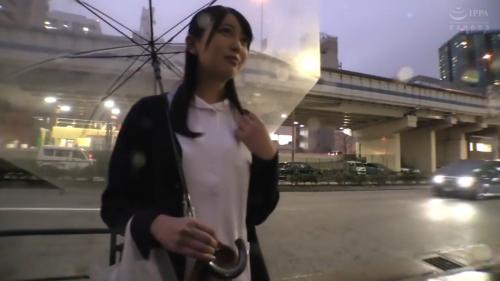 夜勤や激務のストレスで欲求不満説がよく流れるナース。実際はどうなのか！？ナンパ即連れ込まれ生セックス受け入れのヤリマン確定！