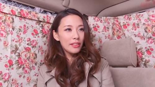 あーいいね、好きな人が多い顔。こんな奥様がぁ！？はい、すぐおちんちんしゃぶってしまいます。世の中狂っとるで