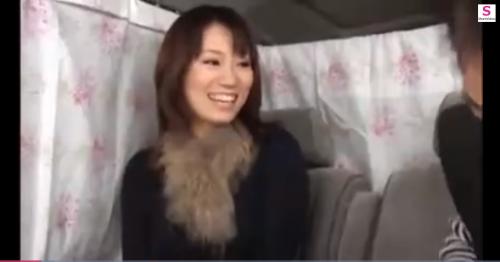 【人妻ナンパ】笑顔素敵な美人妻もデンマでビシャビシャ喉奥までチンポ突っ込まれて蜜壷濡らす淫乱妻でした