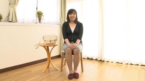【楠木登和子】私年中発情してるんです。若いおちんぽ欲しいです