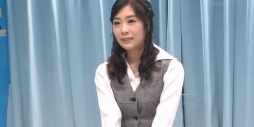 激カワOLがマッサージ体験！！身体が火照って発情しおちんぽを求めてしまうのだった！！