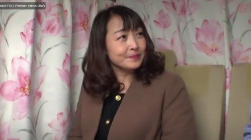 はんなりマダムも連れ込まれちゃうの？おしとやかそうなセレブ奥様だって男に声をかけられたら嬉しいんですっ！