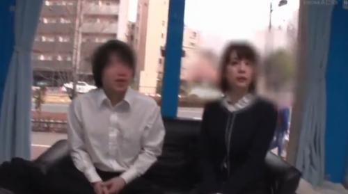 美人女教師と教え子を密室に二人っきりにしてみました。おっぱじめましたｗｗｗ