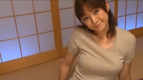 【小森愛】酔っぱらってしまって義母がエチエチ美女に見えてしまって襲い掛かってしまいました