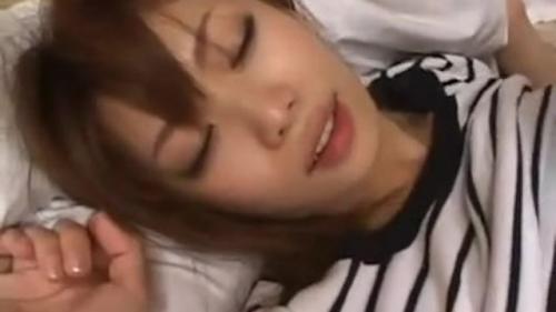 巨乳美人嫁のオナニーを目撃した義父の行動とは