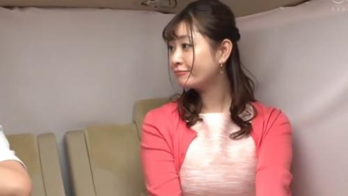 清楚上品セレブ奥様はおちんぽ大好きなんですよ。いつもナンパ待ちおまたグチョグチョ状態で声かけられるの待ってます！