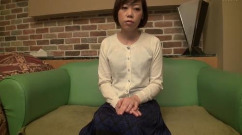 普通のおばちゃんが今からナンパ男の上で淫らに腰を振るんですか！？信じられないけどこれが浮気大国日本の妻なのね