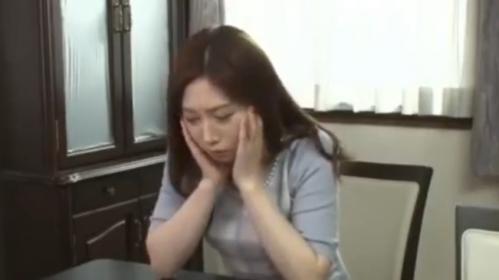 【佐々木あき】寂しさから犯した過ち…そうだ。義息子のちんぽがあるじゃない。淫乱奥様は禁断肉棒に手を伸ばす
