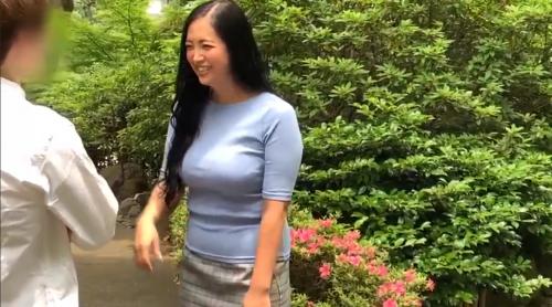 男が狂う身体。童貞の筆おろしをしちゃう爆乳奥様！ってかどんな男もしゃぶりついちゃうってばよ！