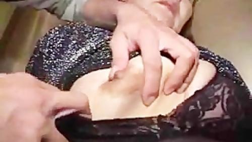 完熟熟女の色あせた乳首も乙なもの