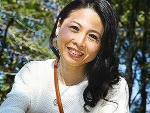 【五十路】若い男とイチャイチャする五十路熟女が硬いチンポに乱れまくる