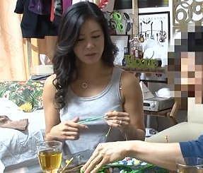 【人妻ナンパ】巨乳の人妻をナンパして部屋に連れ込み盗撮。気持ち良すぎて中出し！