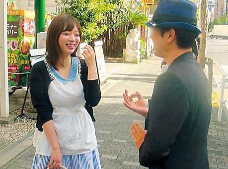 【素人ナンパ】清楚ぶってても本性はヤリたくてしょうがない爆乳女子が初対面の男と生中出しSEX