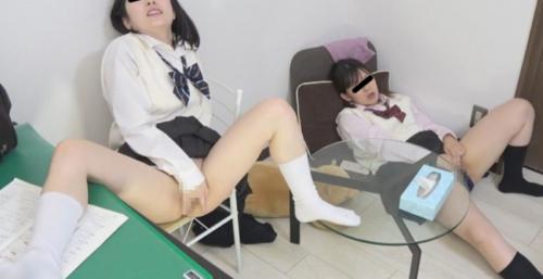 禁断のプレイ！学習机でのオナニーの実態とは？