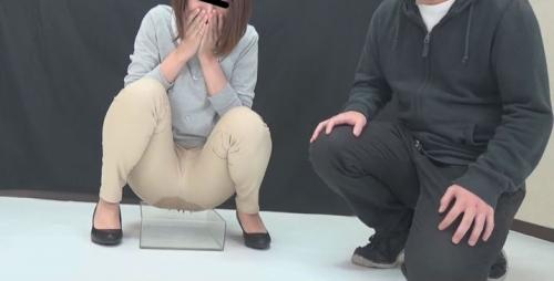 おっさんに見られながらお漏らしとか、女子にとっては超恥ずい！