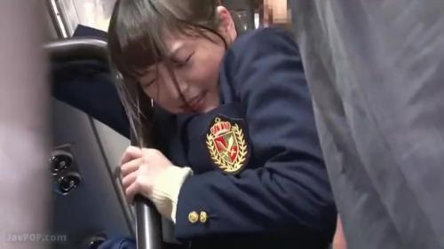 制服美少女が痴漢されてしまう！黒ストッキングの中に手を突っ込まれて蒸れたお尻とマ●コをいじくられて悶絶！