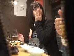 ＜居酒屋ナンパ＞相席からお持ち帰りされ寝取られる巨乳の綺麗な奥さん。しかも全裸で抱き合ってのフェラって激イキ中出しSEX