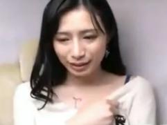 ＜人妻ナンパ＞恥じらう仕草が超エッチな奥さん。でも最後には初対面チンポで寝取られます。しかも中出し絶頂イキ