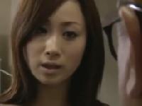 《ヘンリー塚本》万引き女を警察だと騙す計画。そして眠らして犯しての鬼畜な淫行《川上ゆう》