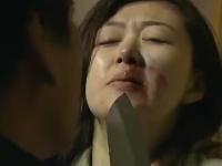 暴力、脅迫、そしてレイプ。鬼畜な男に犯される熟女妻。