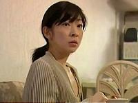 妊娠中の妻を持つ男を寝取って喘ぎ悶える不貞な団地妻。マンコを貫かれ淫語を口走り絶頂イキ