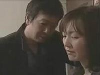 出所した男が向かった先は元妻の家。「やらしてくれ」目的はオマンコ。強引な性交、ゴムを無断で外し貫くマラ