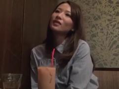 ＞普段はピアノの講師をしている綺麗な奥さん。今宵は旦那以外の男に抱かれて激イキ、発情ファックを2回戦