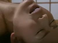性欲が強過ぎる熟女と前科持ちの絶倫男とが奇跡の出会い。そして始まるハメまくりの淫乱生活
