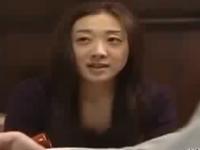 《ヘンリー塚本》盲目の美人マッサージ師がマ○コで家賃をお支払い。