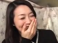 【熟女ナンパ】清楚な奥様は数年間もセックスレス、でも好き者だと判明。その気になるとアナルまでも舐める淫乱行為でハメ撮り