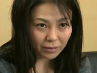 《ヘンリー塚本》義父のチンポでは満足できなくなった欲求不満の熟女。元気なチンポが目的のパート面接。