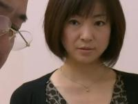人妻が日に日に大胆になり燃え上がる情事の味。かかりつけの医師との淫乱ファック