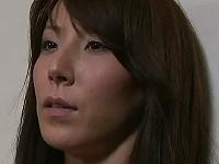〖ヘンリー塚本〗熟女妻がゴックンできる社長の精液。今度は会社のトイレでの性交を約束。夫がしらない妻の淫らな姿