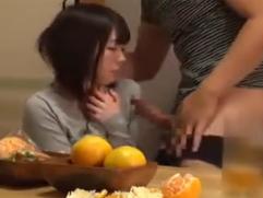 【篠崎みお】露出した勃起チンポに若妻が大興奮。宅飲みから迫られ始まる熟睡した夫の隣での寝取られ不倫セックス