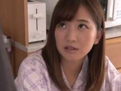 ＞酒に溺れてしまった熟母が「こんな母さんでゴメンね」そして抑えきれなくなる息子の感情。抱きしめ始まる激イキ中出し近親相姦