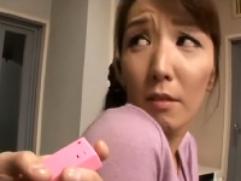 夫には絶対に言えない秘密。それは、義理の息子に教え込まれ逆らえない身体になってしまった事・・・