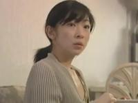 【ヘンリー塚本】情事に溺れた人妻。スリルで大胆な不倫行為、SEX三昧。
