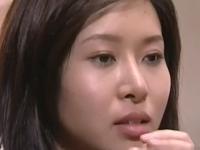＞昼間から他人棒で善がり狂う巨乳妻。マンコを貫かれて激イキ、不倫チンポにもう夢中