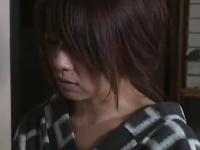 〖ヘンリー塚本〗病弱で稼ぎのない亭主に隠れて他人棒で悶え狂う人妻「気持ちいいよ～ぁぁああ～」