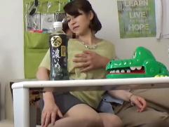 【熟女ナンパ】口説かれ寝取られる四十路のミニスカ主婦。ネットリ他人棒をフェラっての激イキ不倫、発情ファック