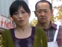 万引きで捕まった奥さん。「見逃して頂けたら何でもさせて頂きます」中年男のマラで善がり狂い「イク、イク、イク～」