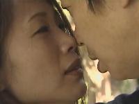 《ヘンリー塚本》「結婚して子供もいるの、もう無理」昔の男に拉致されてしまった人妻。縛られて全裸にされての電流拷問。青姦ファックで激逝き《友田真希》