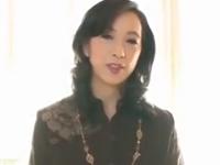 五十路を過ぎた綺麗な奥様。寂しい時にはオナニーをします。今宵は若い男に抱かれて激イキ中出しハメ撮りセックス