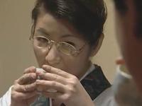《ヘンリー塚本》亡き妻の母、義母と淫らな関係となった婿。情熱的な淫行、母子相姦。「貴方に抱かれたくて我慢出来なかったの」