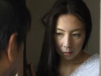 ＜一条綺美香＞「奥さんやってたでしょ、俺にもやらせてくれよ～」弱みを握られ寝取られる人妻