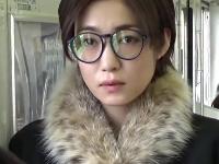 「どんなチンポしてんだろ？」美魔女が男の谷間を見て妄想。ナンパを待ち望んで現実に。そして始まるビルの便所で淫乱ファック